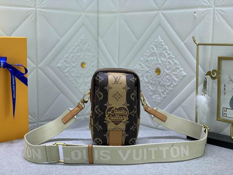 LV Handbags 302